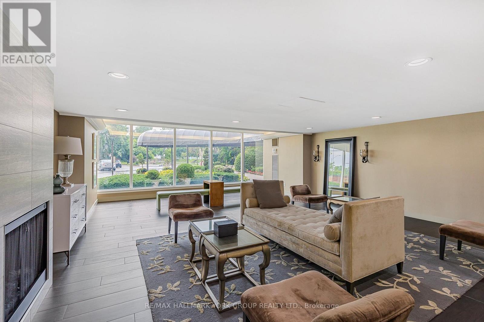 1007 - 7811 Yonge Street, Markham, Ontario L3T 4S3 - Photo 8 - N12727440