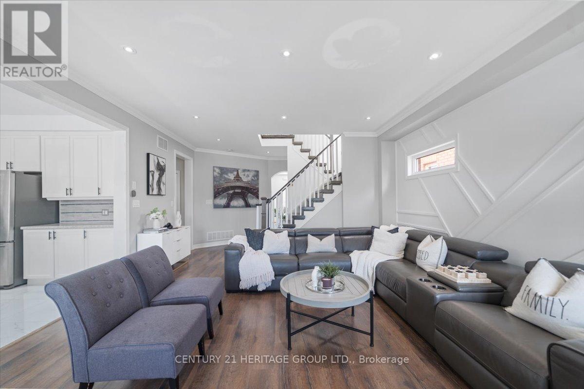 28 West Park Avenue, Bradford West Gwillimbury, Ontario  L3Z 0A8 - Photo 17 - N12727446