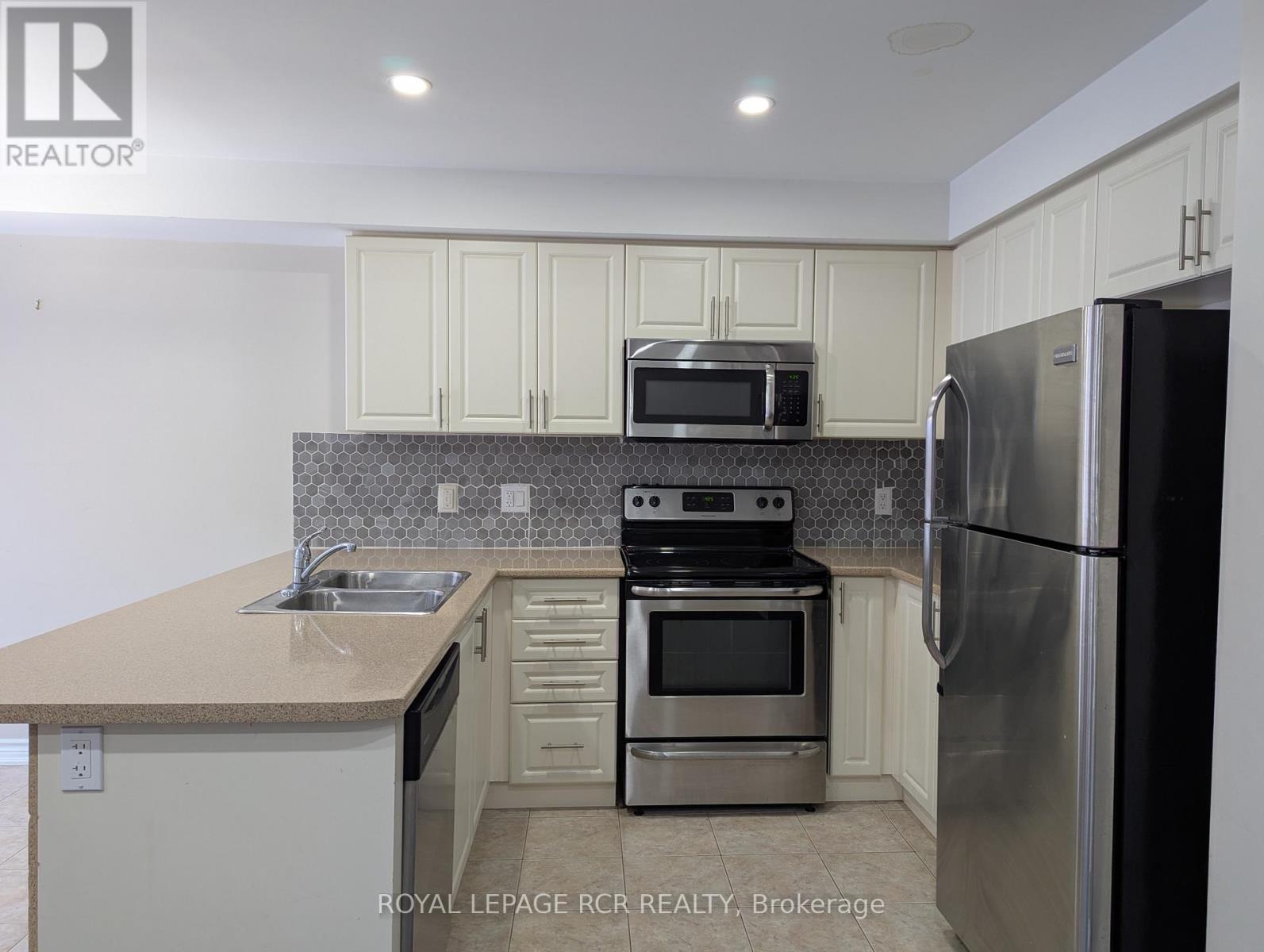 6 - 20 C Line, Orangeville, Ontario  L9W 6T7 - Photo 5 - W12727416