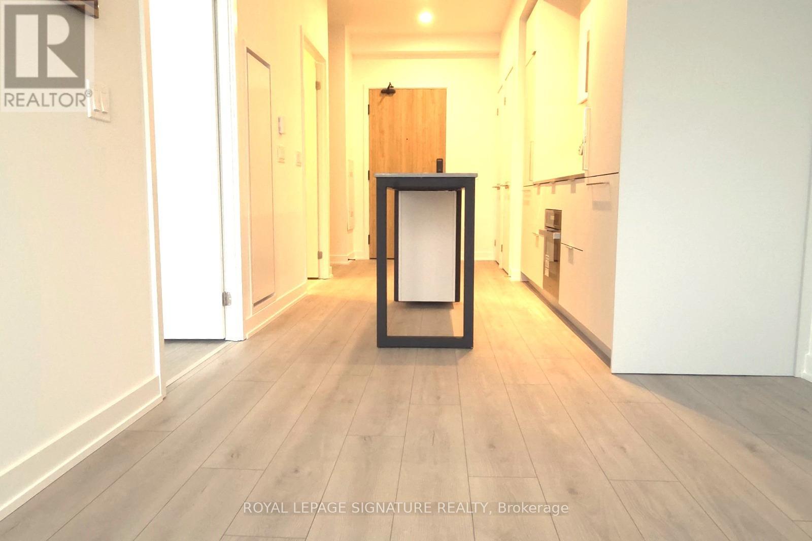 805 - 1 Fairview Road, Mississauga, Ontario  L5A 0B4 - Photo 10 - W12727418