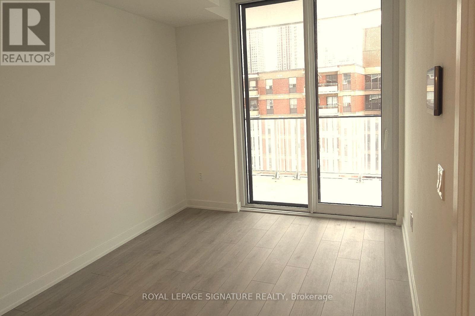 805 - 1 Fairview Road, Mississauga, Ontario  L5A 0B4 - Photo 11 - W12727418