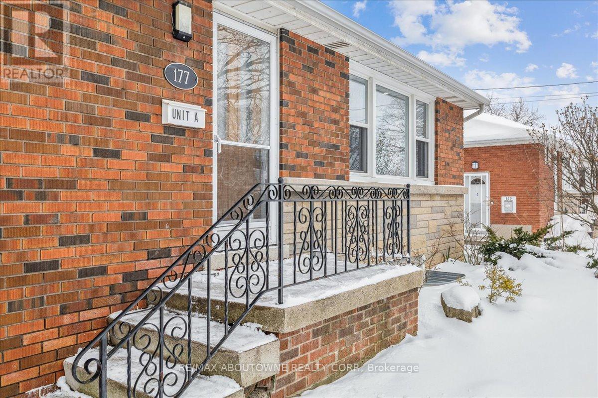 Upper - 177 Allenby Avenue, Hamilton, Ontario  L9A 2V1 - Photo 2 - X12727422