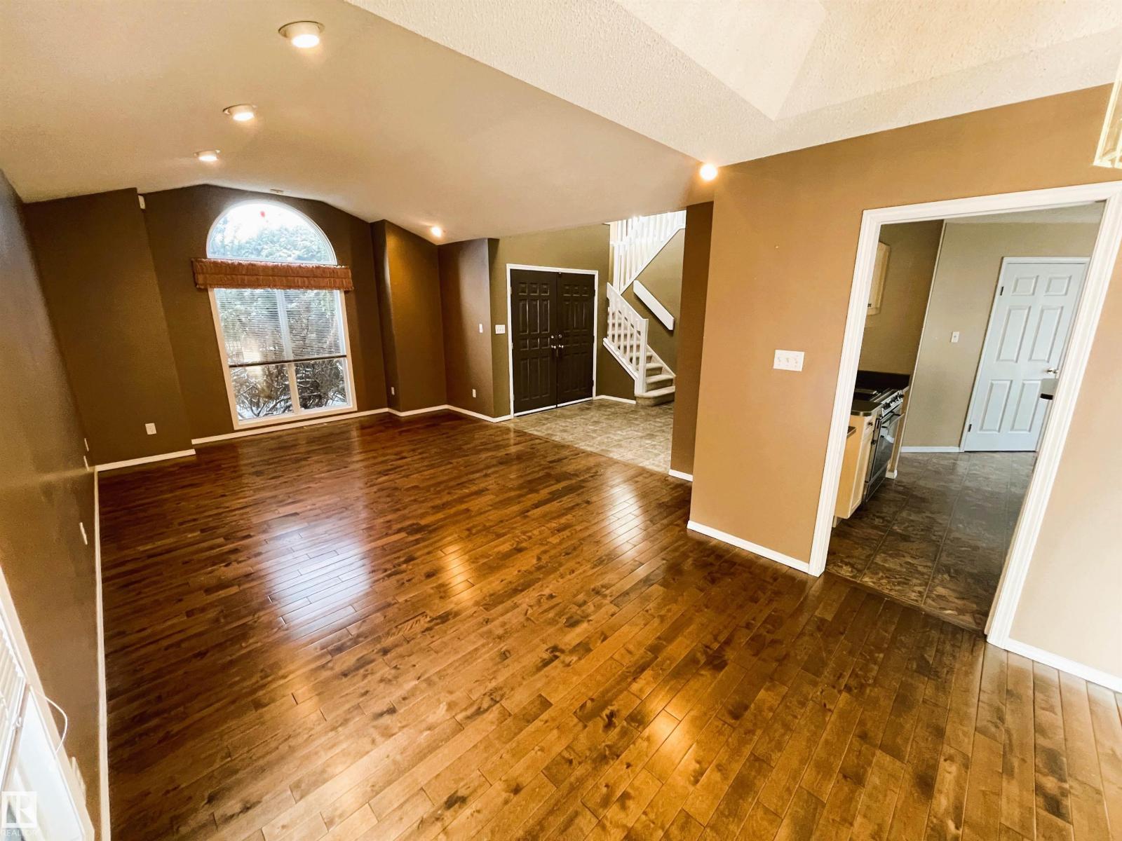 #6 Lakeview Crescent, Cold Lake, Alberta  T9M 1C4 - Photo 2 - E4471001