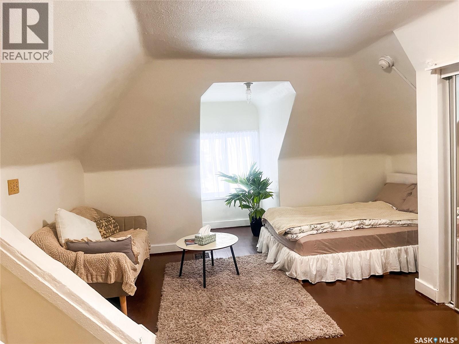 1124 Victoria Avenue, Regina, Saskatchewan  S4P 0N7 - Photo 22 - SK025879