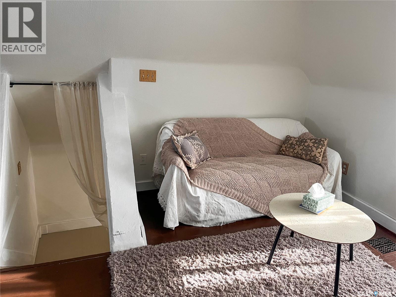 1124 Victoria Avenue, Regina, Saskatchewan  S4P 0N7 - Photo 23 - SK025879