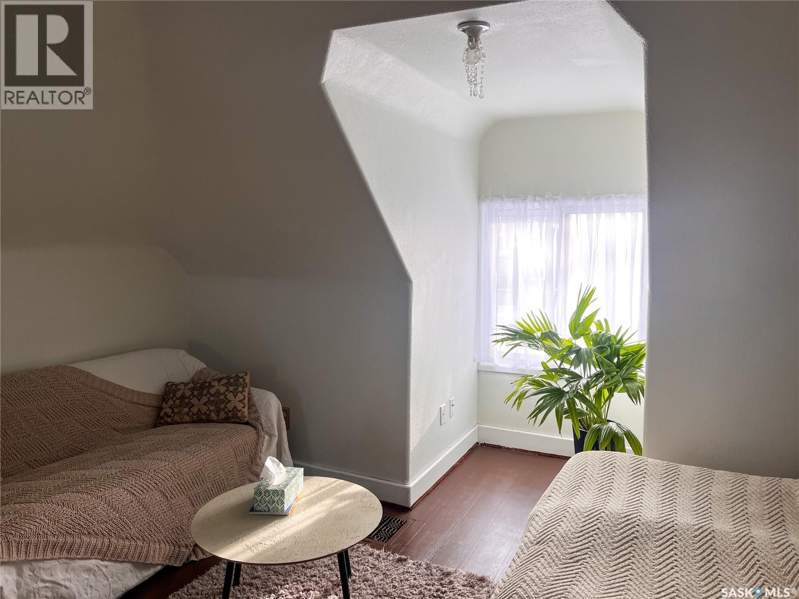 1124 Victoria Avenue, Regina, Saskatchewan  S4P 0N7 - Photo 24 - SK025879