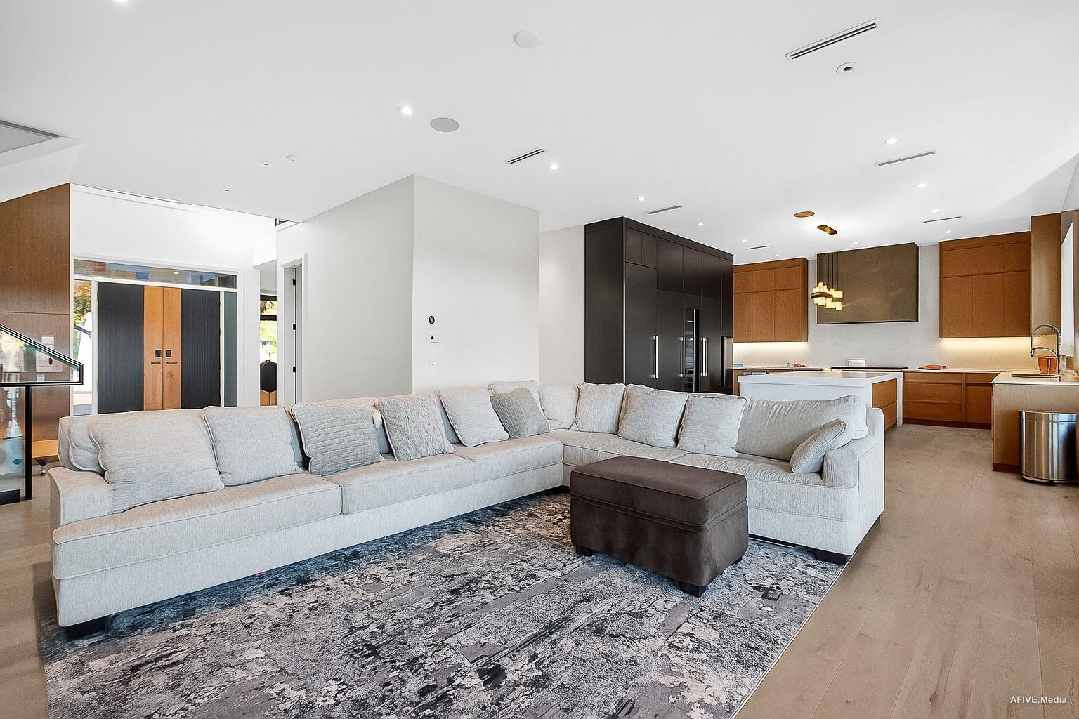 9376 164 Street, Surrey, British Columbia  V4N 3C8 - Photo 7 - R3077557