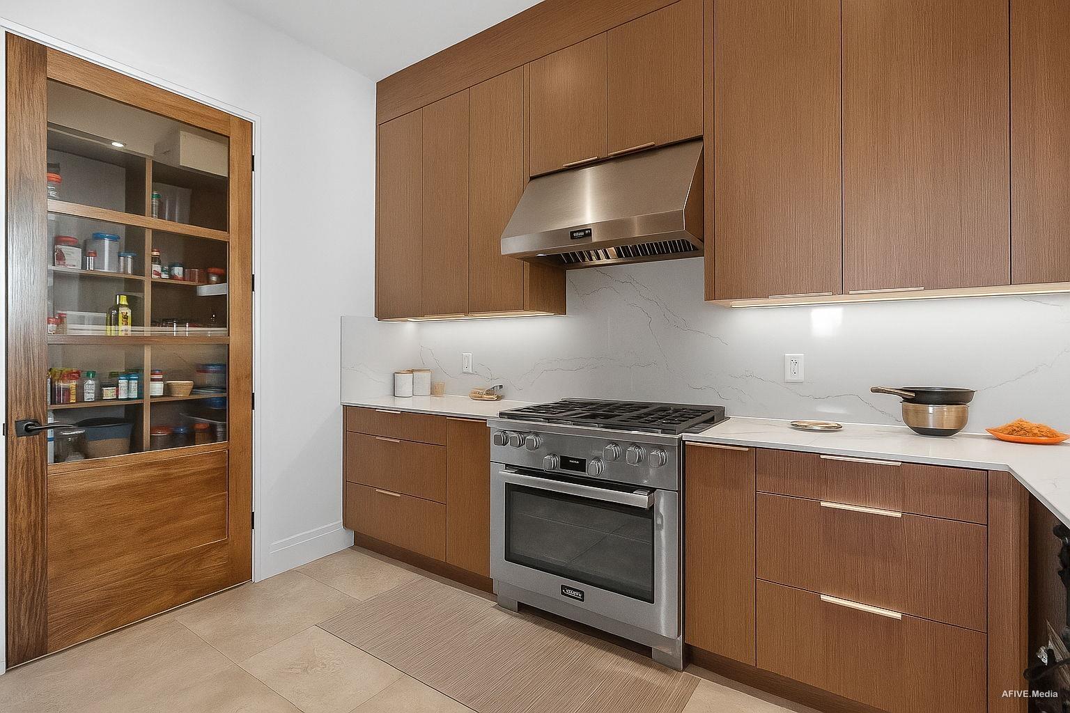 9376 164 Street, Surrey, British Columbia  V4N 3C8 - Photo 11 - R3077557