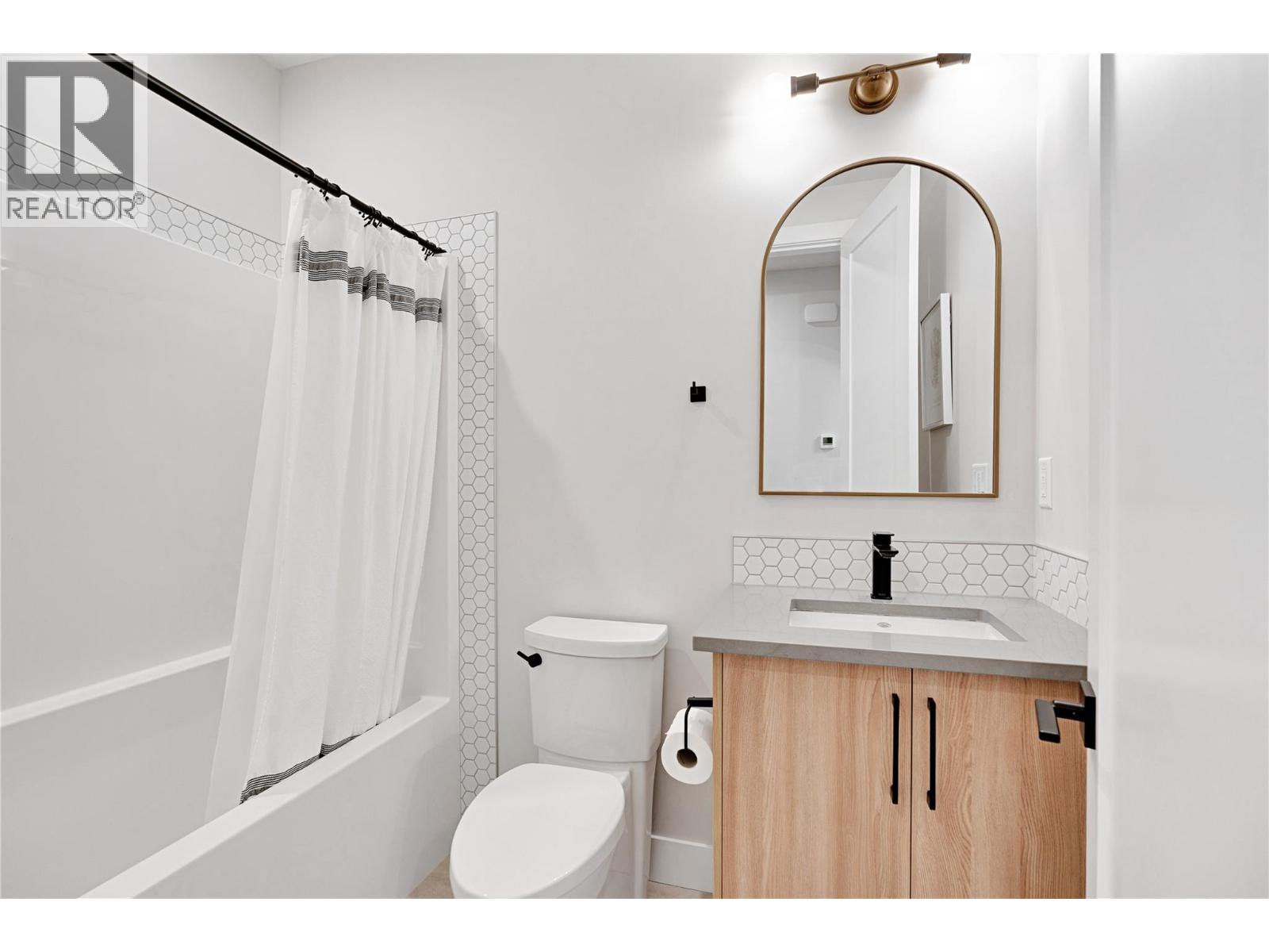 991 Mt Burnham Road, Vernon, British Columbia  V1B 0B2 - Photo 37 - 10373458