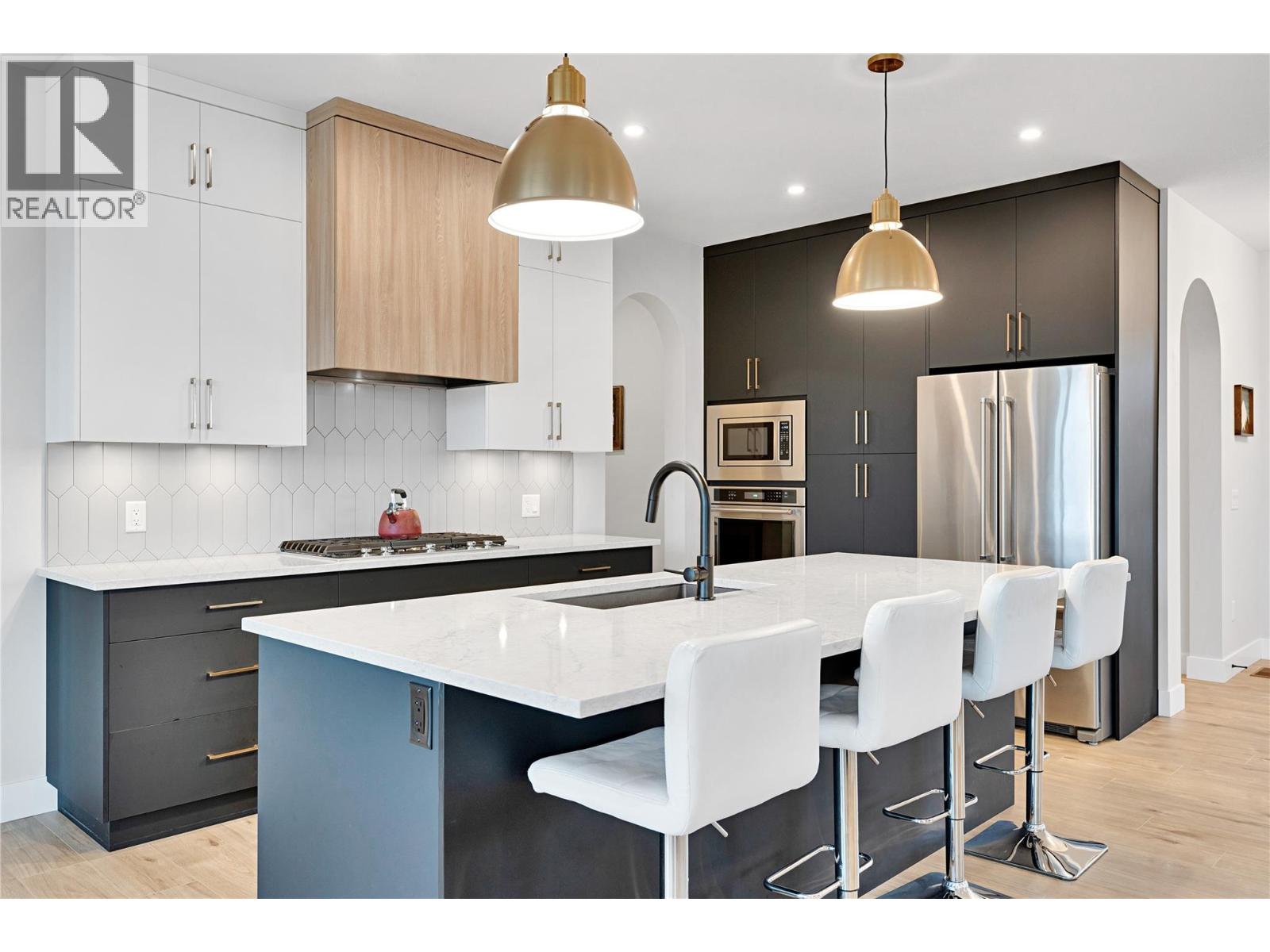 991 Mt Burnham Road, Vernon, British Columbia  V1B 0B2 - Photo 7 - 10373458