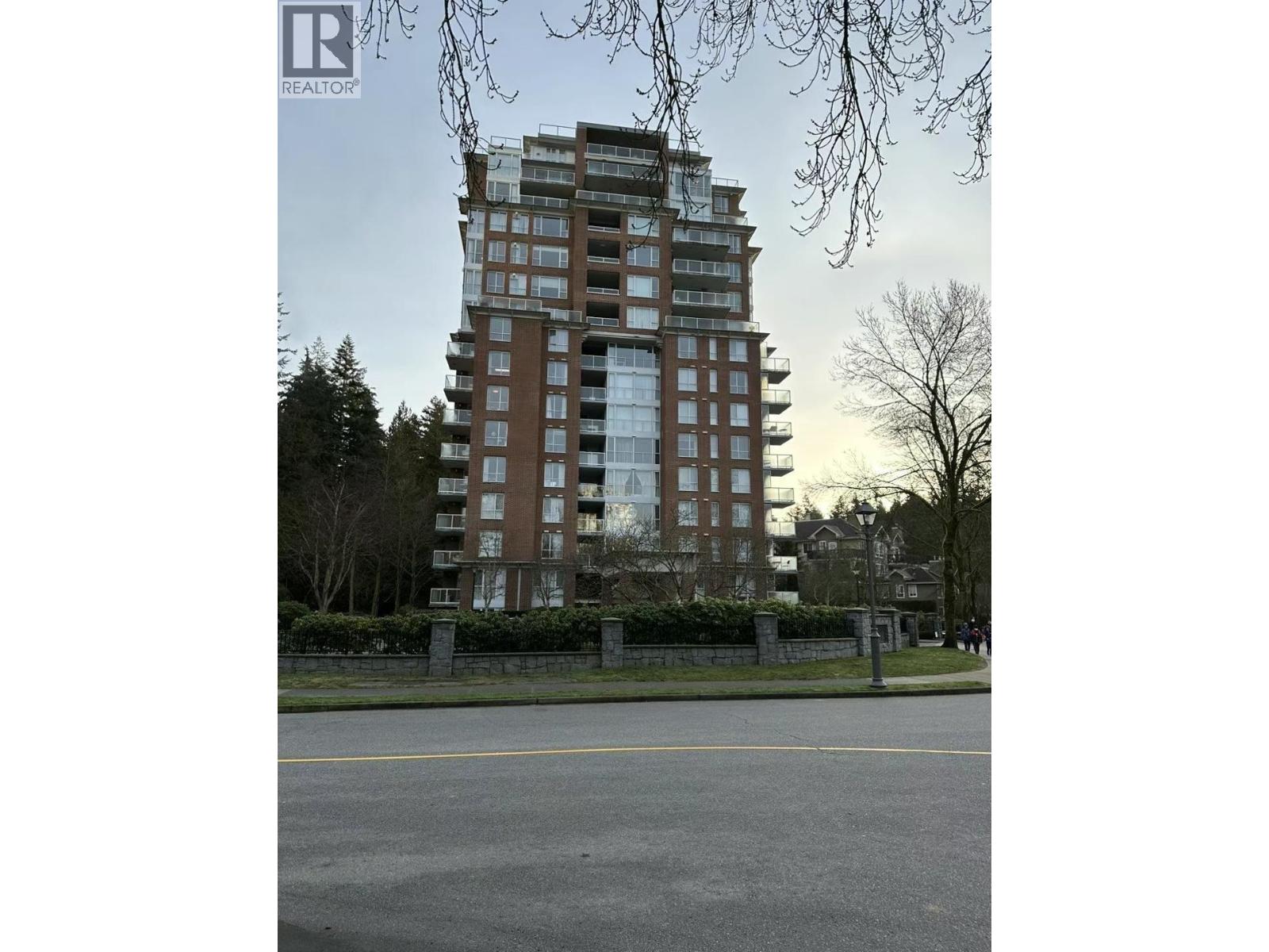 402 5615 HAMPTON PLACE, Vancouver, British Columbia