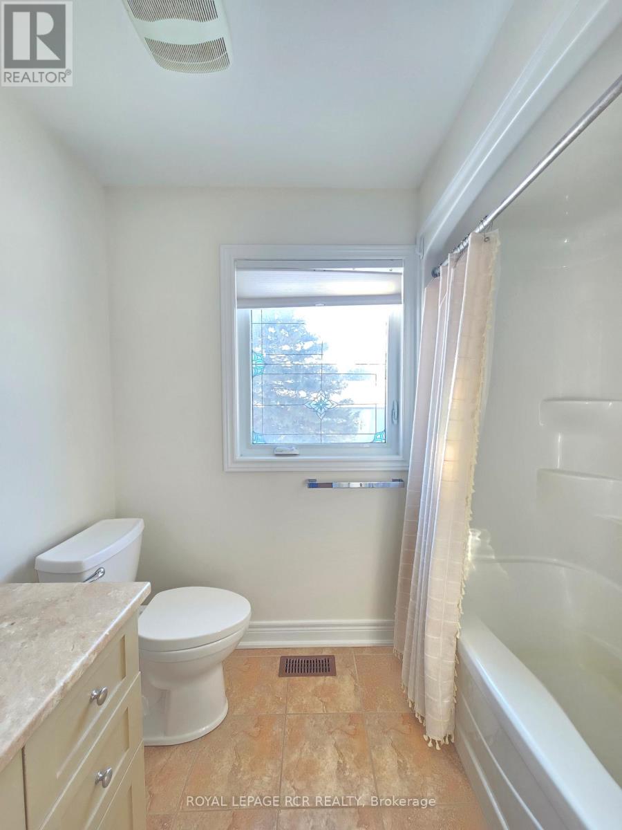 2nd Floor - 341 Queensville Side Road, East Gwillimbury, Ontario  L9N 0E9 - Photo 13 - N12727450