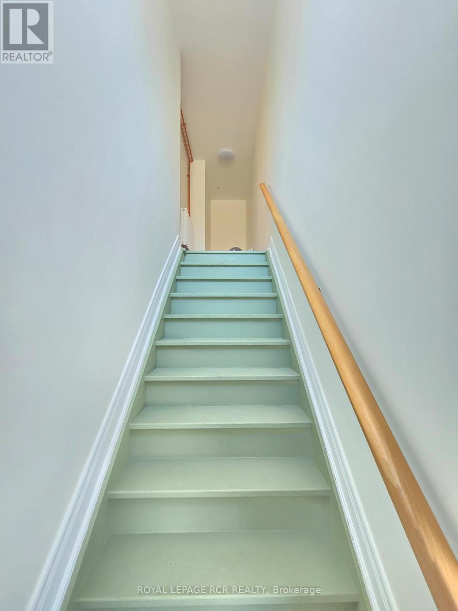 2nd Floor - 341 Queensville Side Road, East Gwillimbury, Ontario  L9N 0E9 - Photo 3 - N12727450