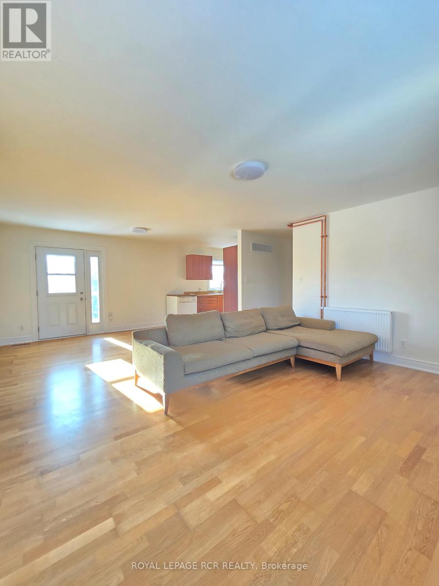 2nd Floor - 341 Queensville Side Road, East Gwillimbury, Ontario  L9N 0E9 - Photo 8 - N12727450