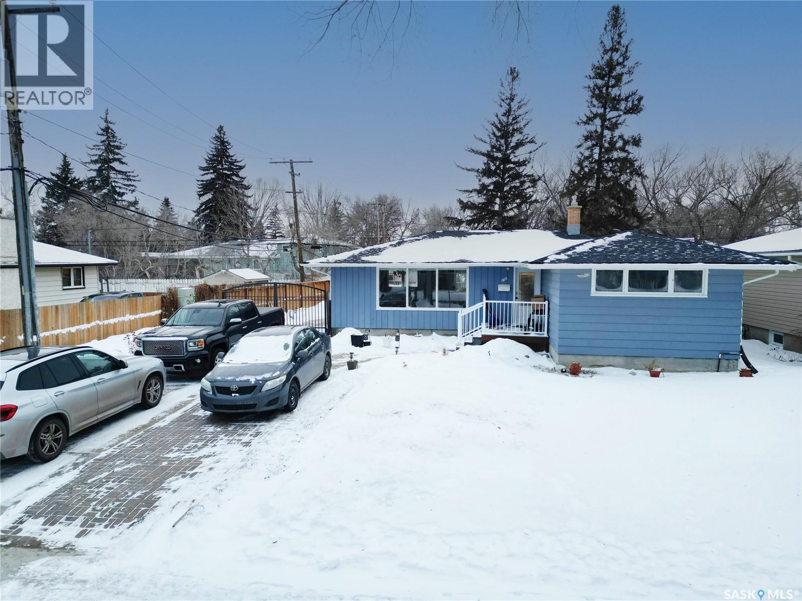 1812 Grant Drive, Regina, Saskatchewan  S4S 4V4 - Photo 1 - SK027024