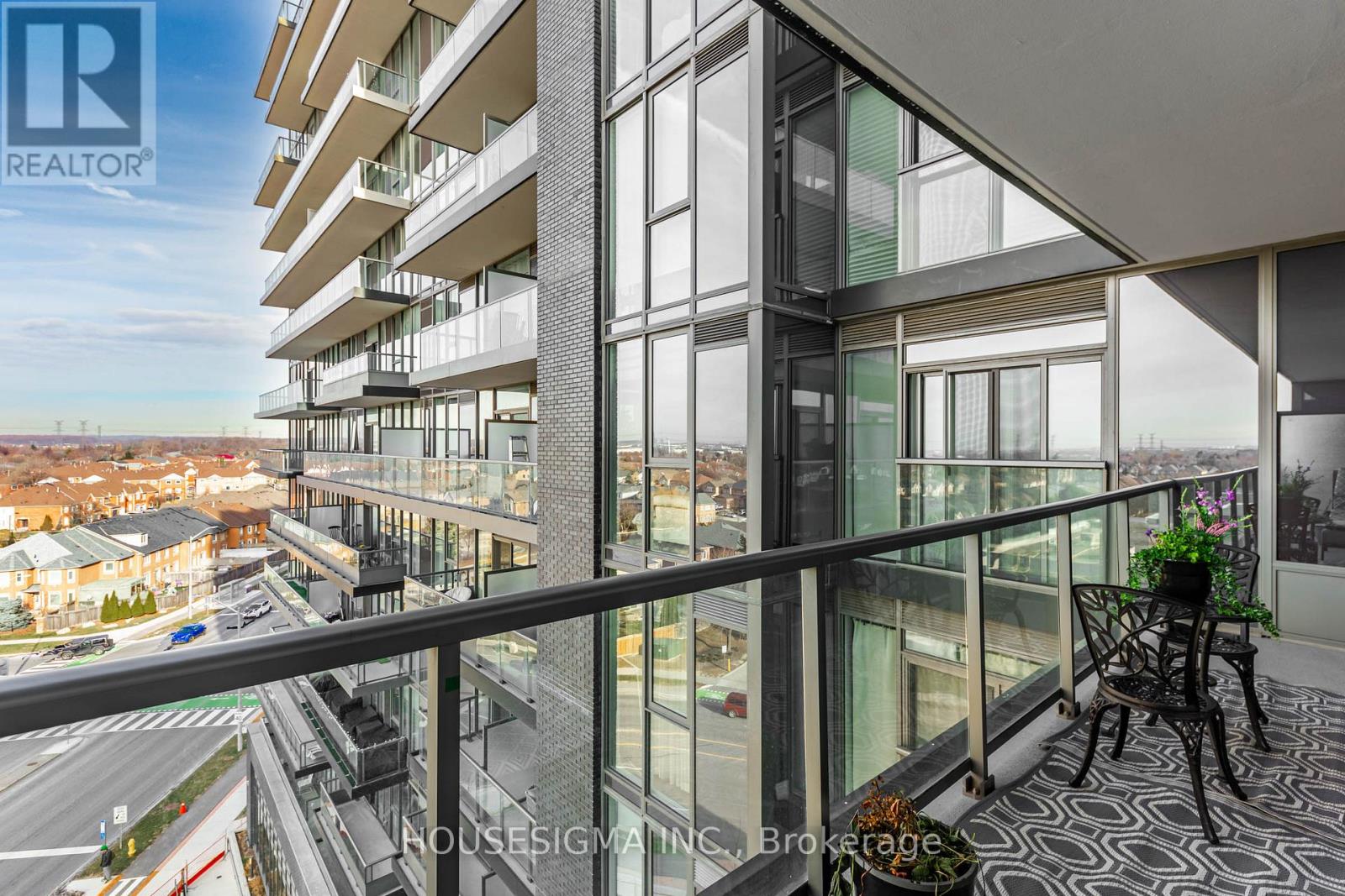 708 - 10 Gatineau Drive, Vaughan, Ontario  L4J 0L2 - Photo 19 - N12649806