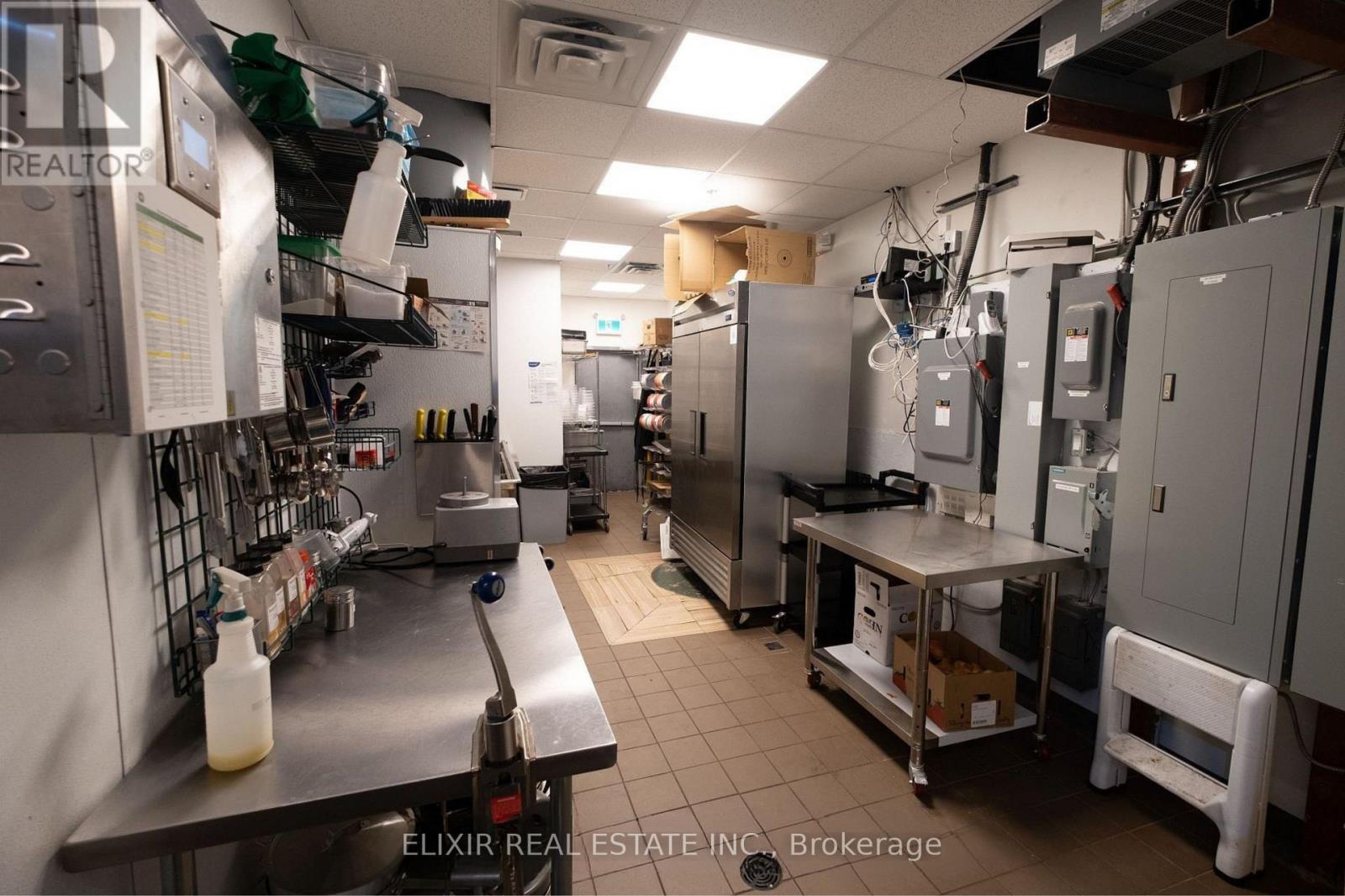 7 - 161 Bridge Street W, Belleville, Ontario  K8P 1K2 - Photo 10 - X12709474