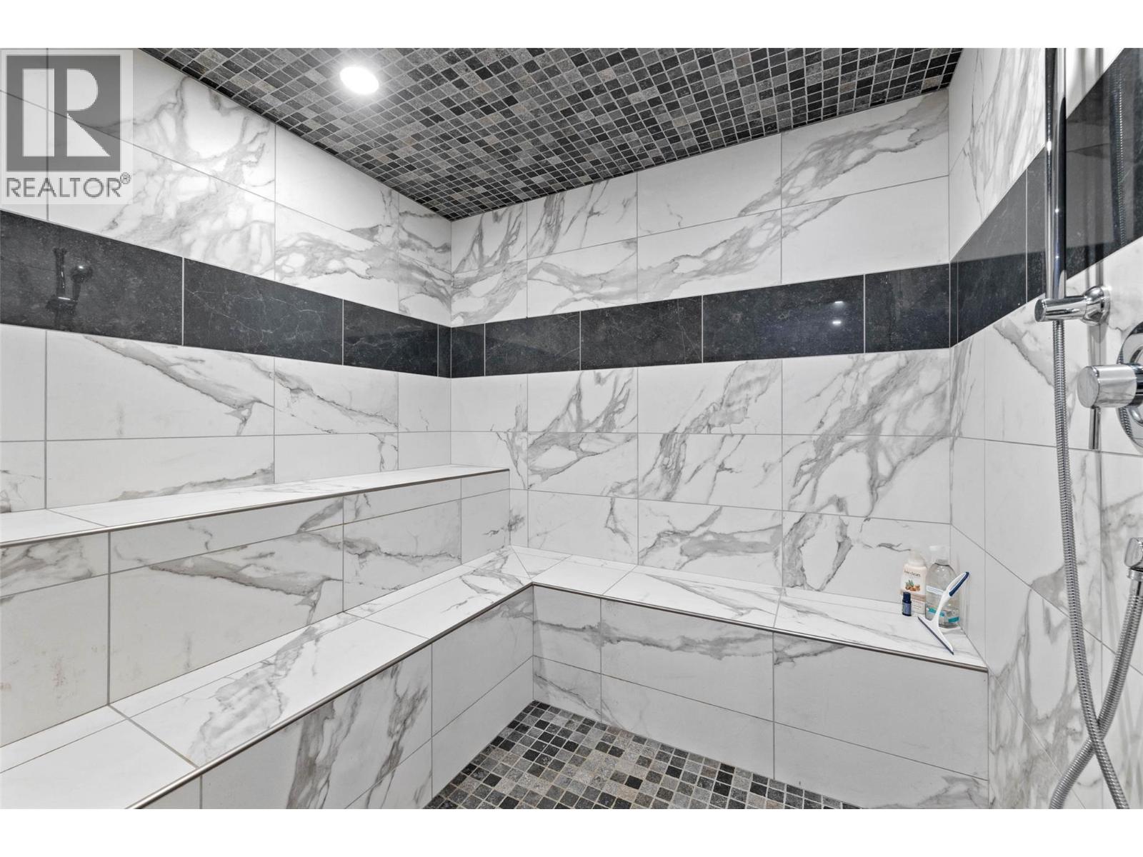 1314 Myra Place, Kamloops, British Columbia  V2E 0C3 - Photo 37 - 10372227