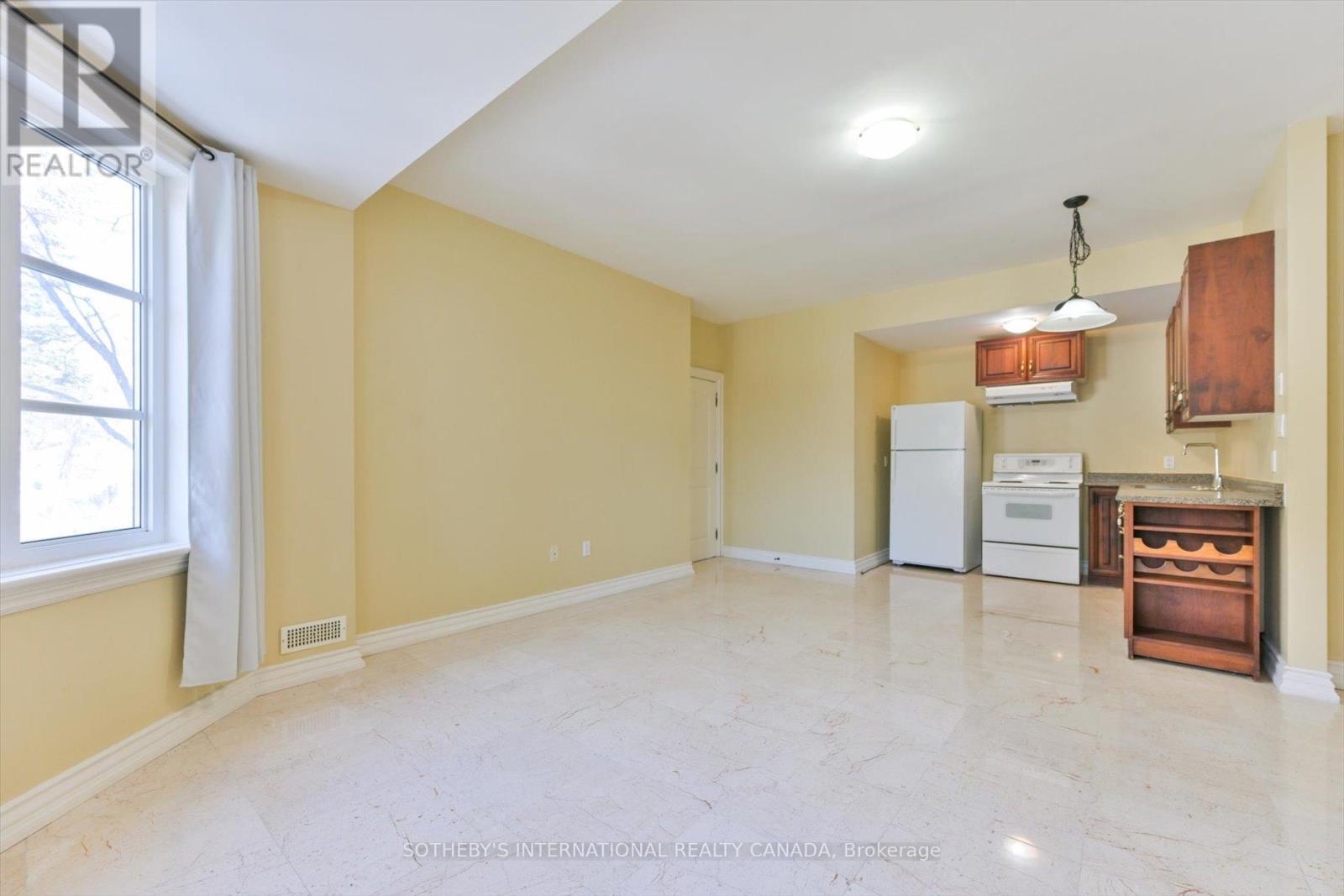 2 - 50 Old Yonge Street, Toronto, Ontario  M2P 1P7 - Photo 9 - C12727496