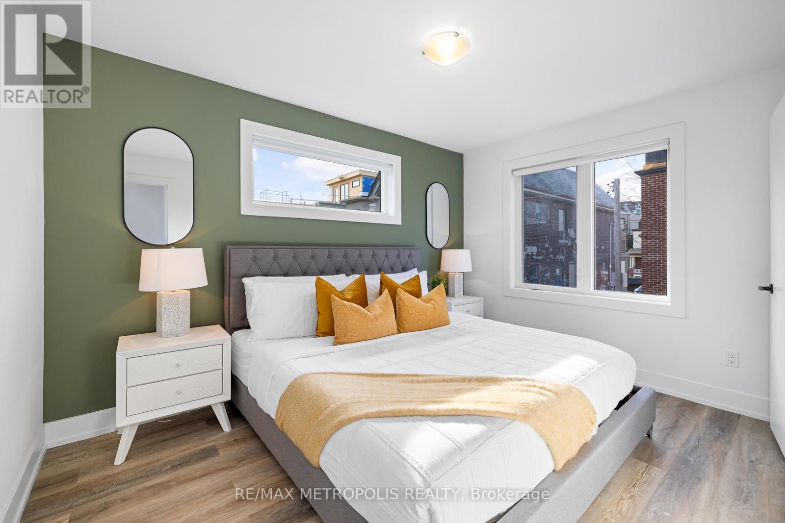 Laneway - 447 Lansdowne Avenue, Toronto, Ontario  M6H 3Y2 - Photo 19 - C12727508