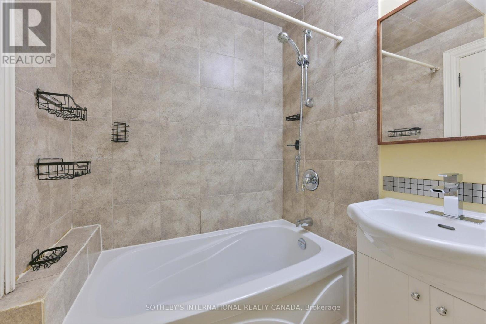 3 - 50 Old Yonge Street W, Toronto, Ontario  M2P 1P7 - Photo 12 - C12727512