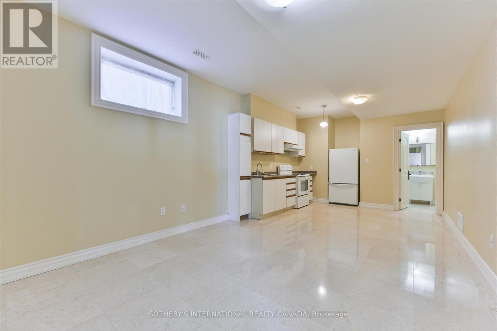 3 - 50 Old Yonge Street W, Toronto, Ontario  M2P 1P7 - Photo 5 - C12727512