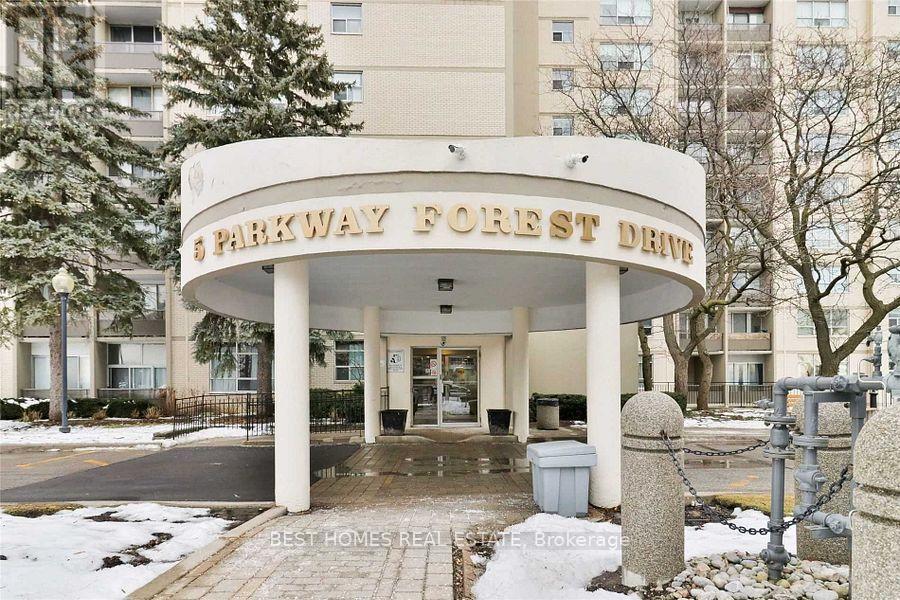 5 Parkway Forest Drive E, Toronto, Ontario  M2J 1L2 - Photo 2 - C12727514