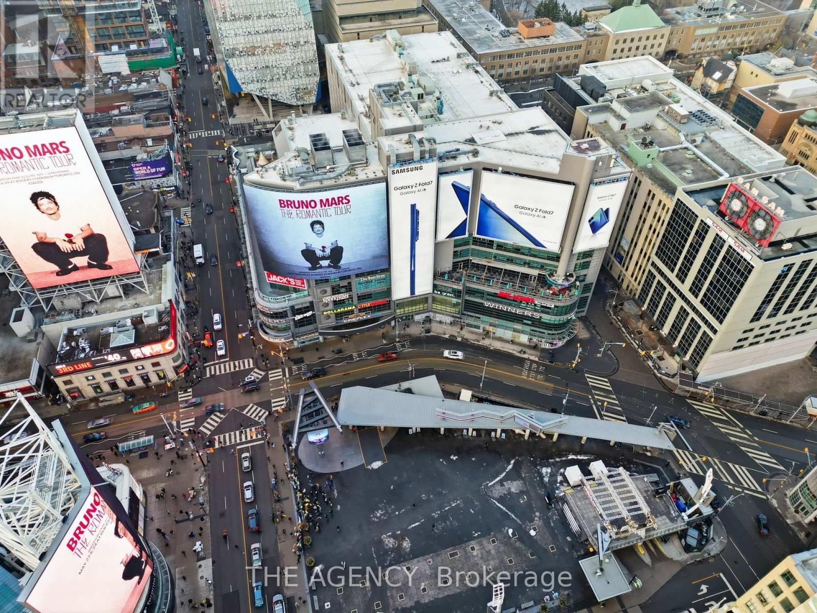 4807 - 251 Jarvis Street, Toronto, Ontario  M5B 2C2 - Photo 2 - C12727524