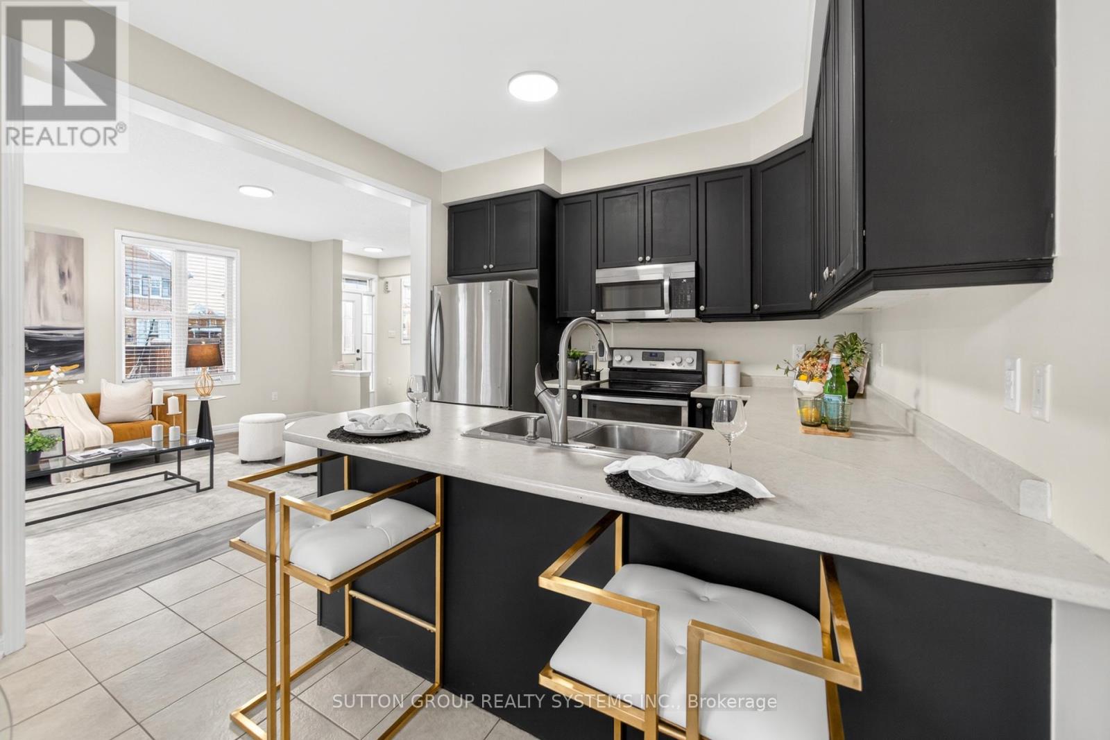 1030 Savoline Boulevard, Milton, Ontario  L9T 8P3 - Photo 5 - W12727482