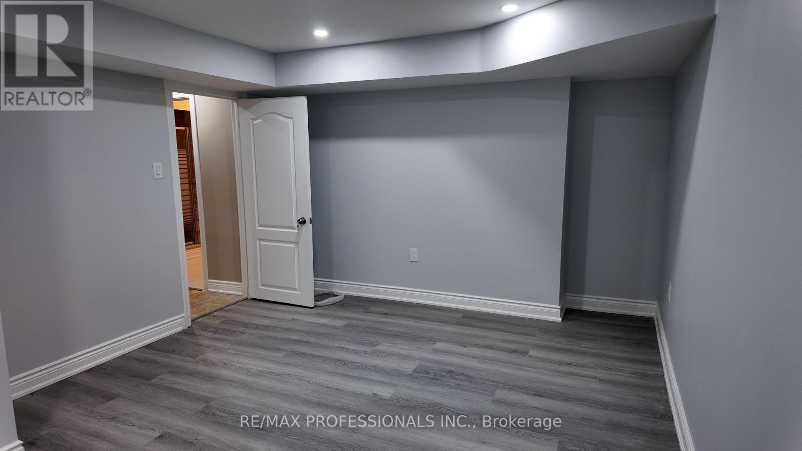 58 Amantine Crescent, Brampton, Ontario  L6W 4A1 - Photo 13 - W12727502