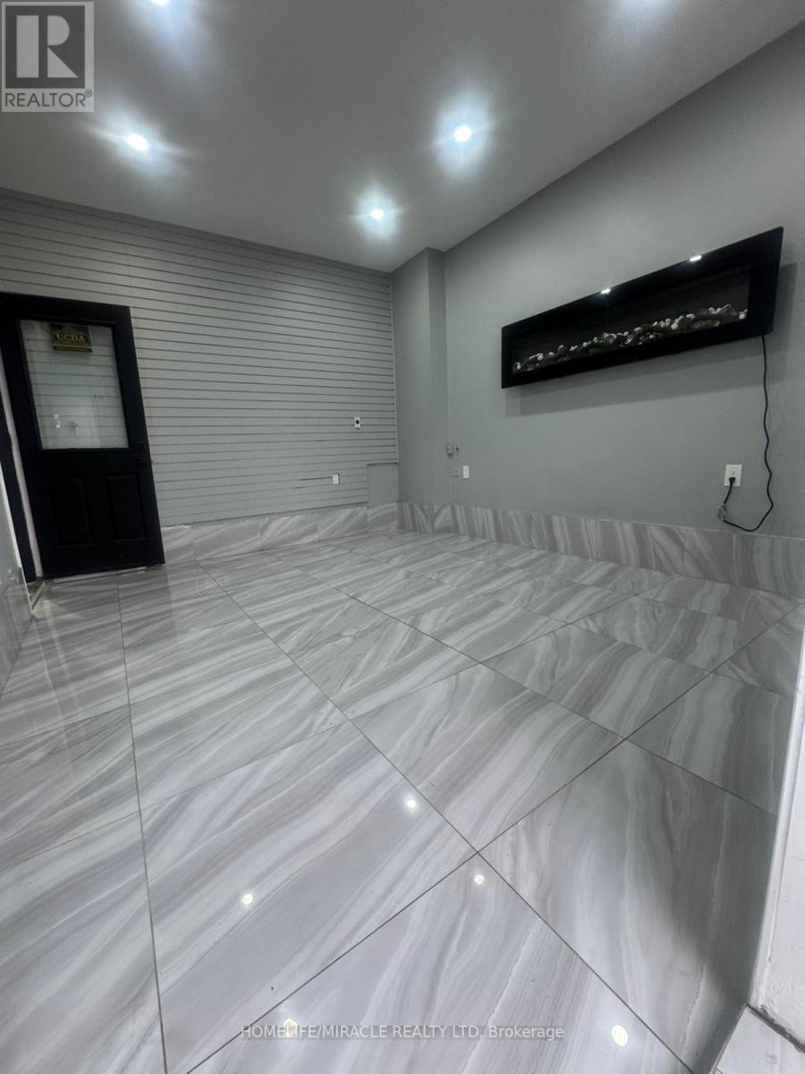 15396 Airport Road, Caledon, Ontario  L7C 1E6 - Photo 3 - W12727516