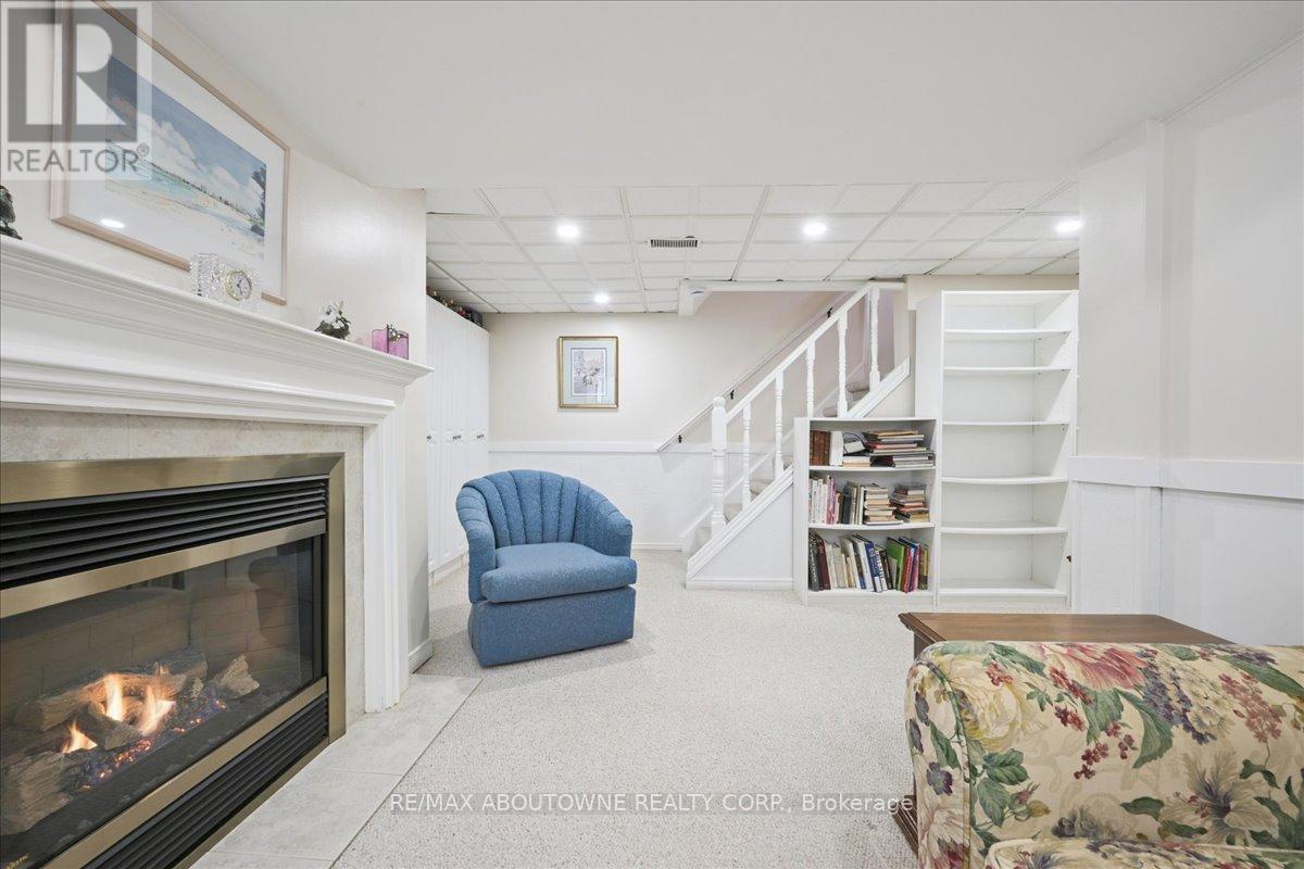 343 Douglas Avenue, Oakville, Ontario  L6J 3S7 - Photo 22 - W12727528