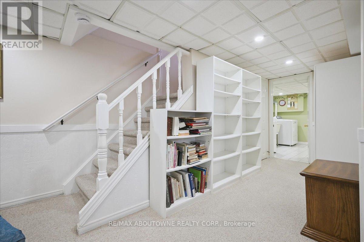 343 Douglas Avenue, Oakville, Ontario  L6J 3S7 - Photo 25 - W12727528