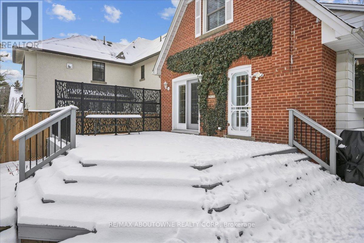 343 Douglas Avenue, Oakville, Ontario  L6J 3S7 - Photo 27 - W12727528