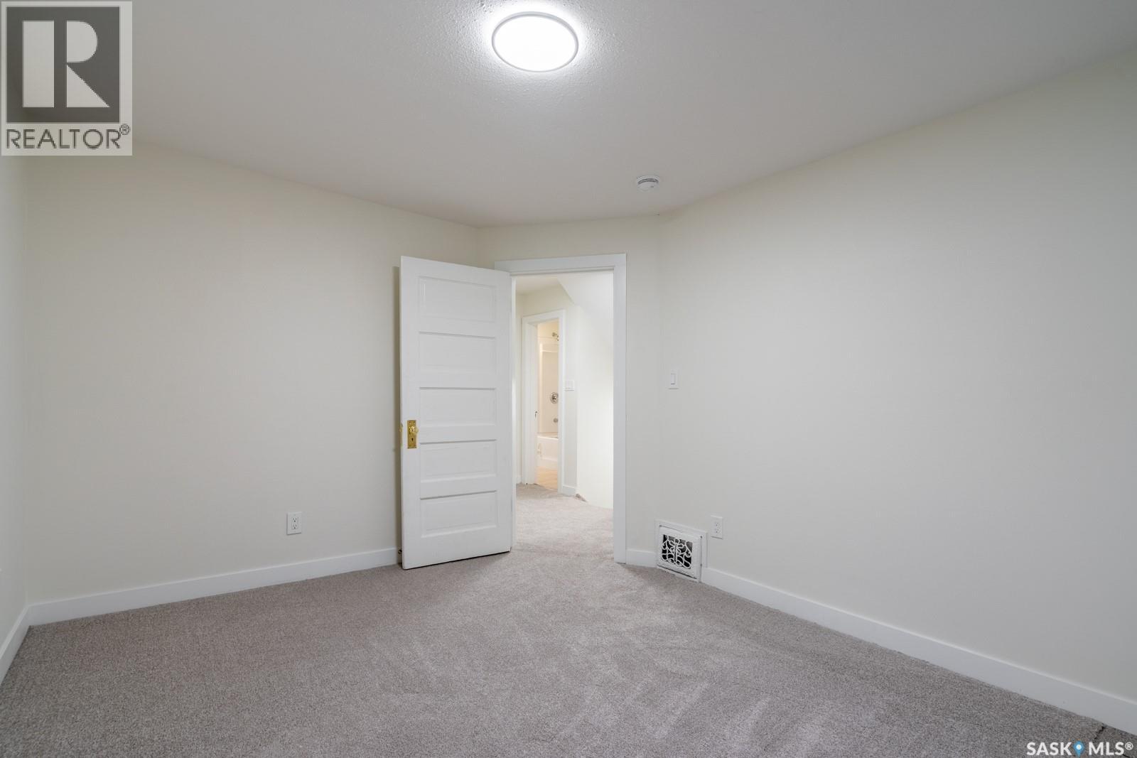 1906 Cameron Street, Regina, Saskatchewan  S4T 2V1 - Photo 17 - SK024545