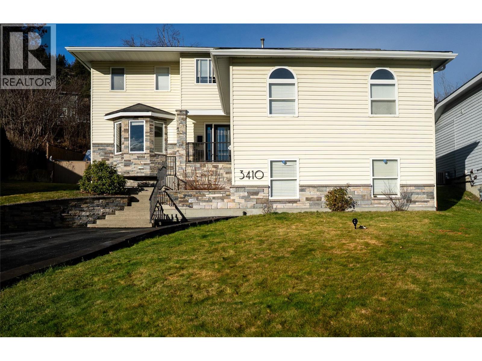 3410 Windsor Place, Castlegar, British Columbia  V1N 4E2 - Photo 3 - 10367012