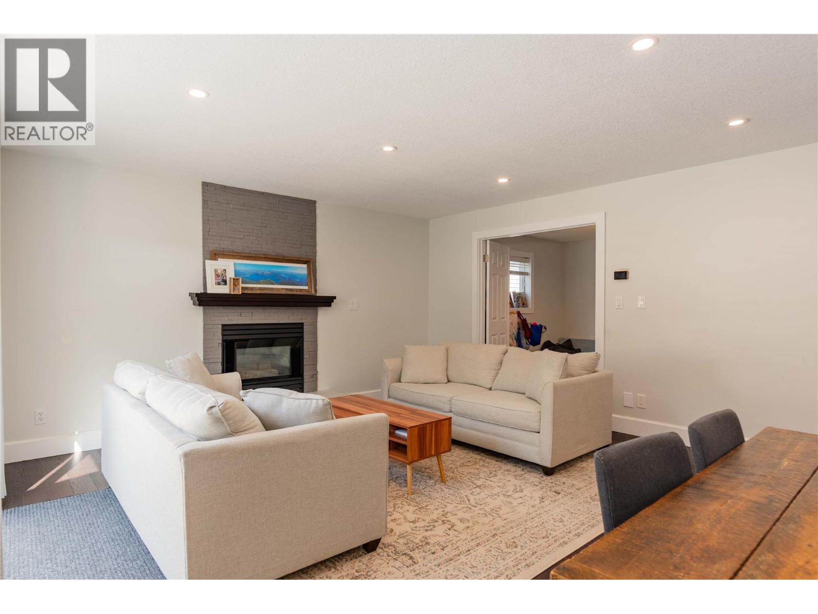 3410 Windsor Place, Castlegar, British Columbia  V1N 4E2 - Photo 35 - 10367012