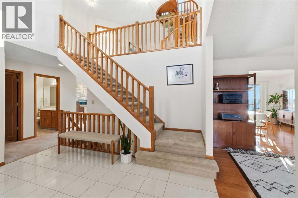 32 Woodgrove Crescent Sw, Calgary, Alberta  T2W 3Z1 - Photo 20 - A2275659