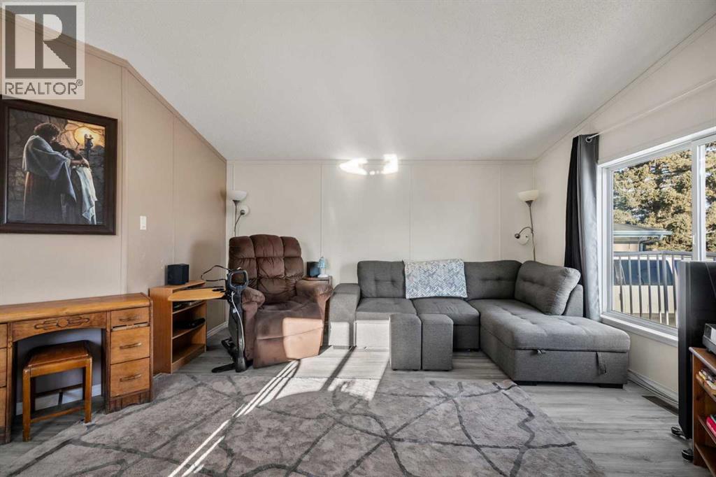 220 Big Hill Place Se, Airdrie, Alberta  T4A 1R6 - Photo 6 - A2281061