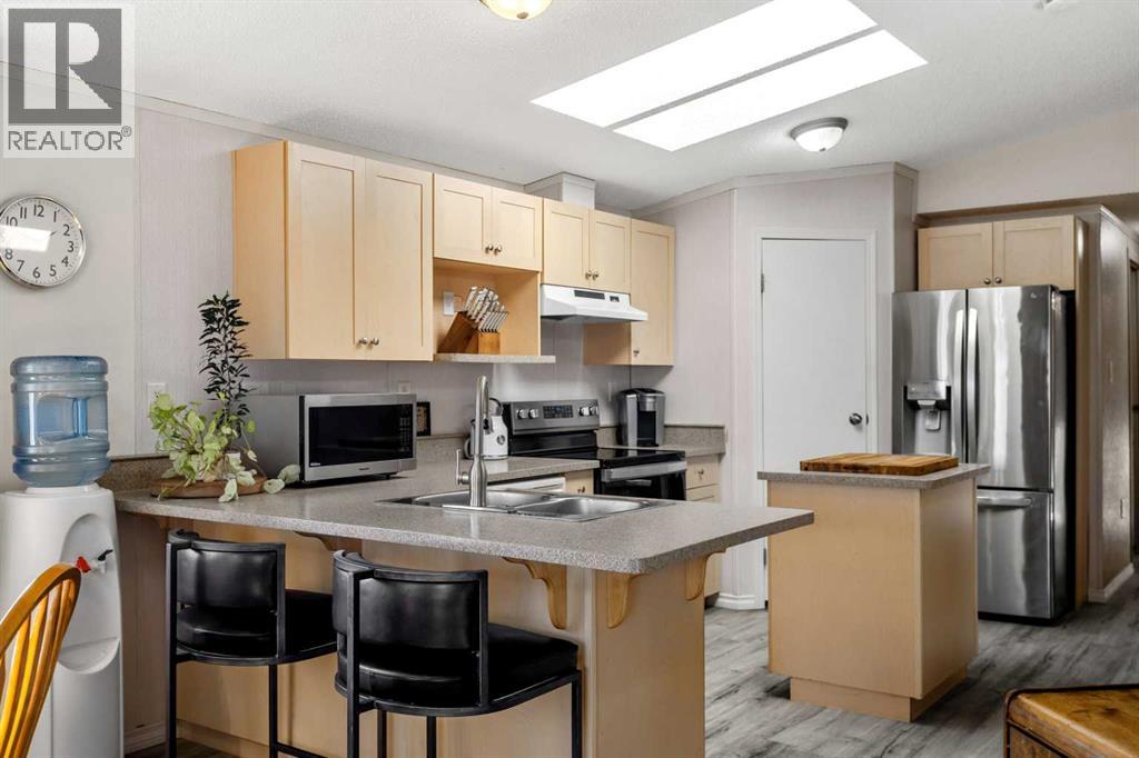 220 Big Hill Place Se, Airdrie, Alberta  T4A 1R6 - Photo 9 - A2281061