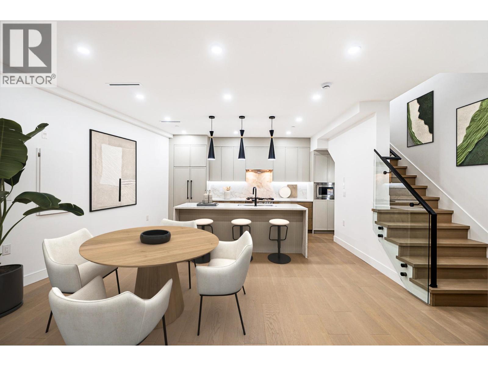 1 2282 E 8th Avenue, Vancouver, British Columbia  V5N 1V5 - Photo 2 - R3076741