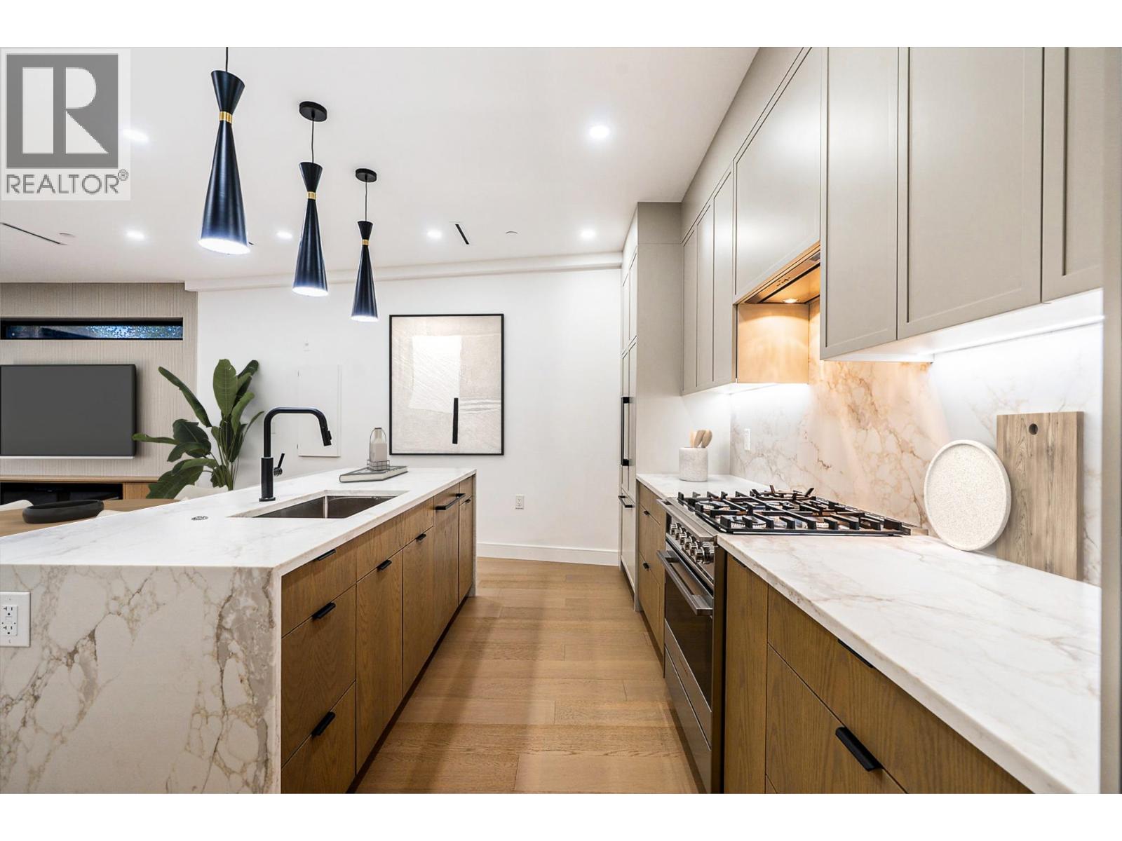 1 2282 E 8th Avenue, Vancouver, British Columbia  V5N 1V5 - Photo 4 - R3076741