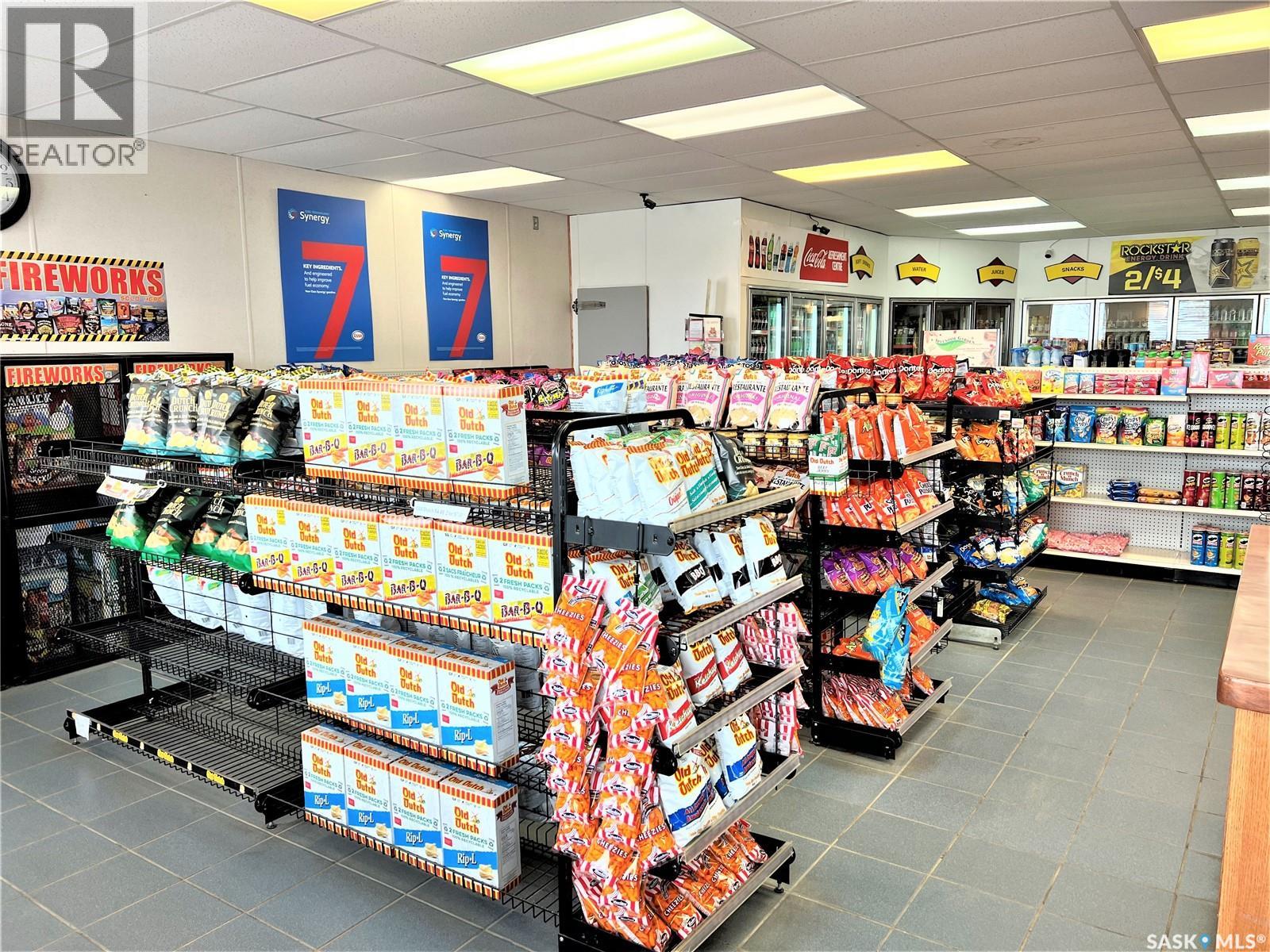 6 Highway, Watson, Saskatchewan  S0K 4V0 - Photo 10 - SK027350