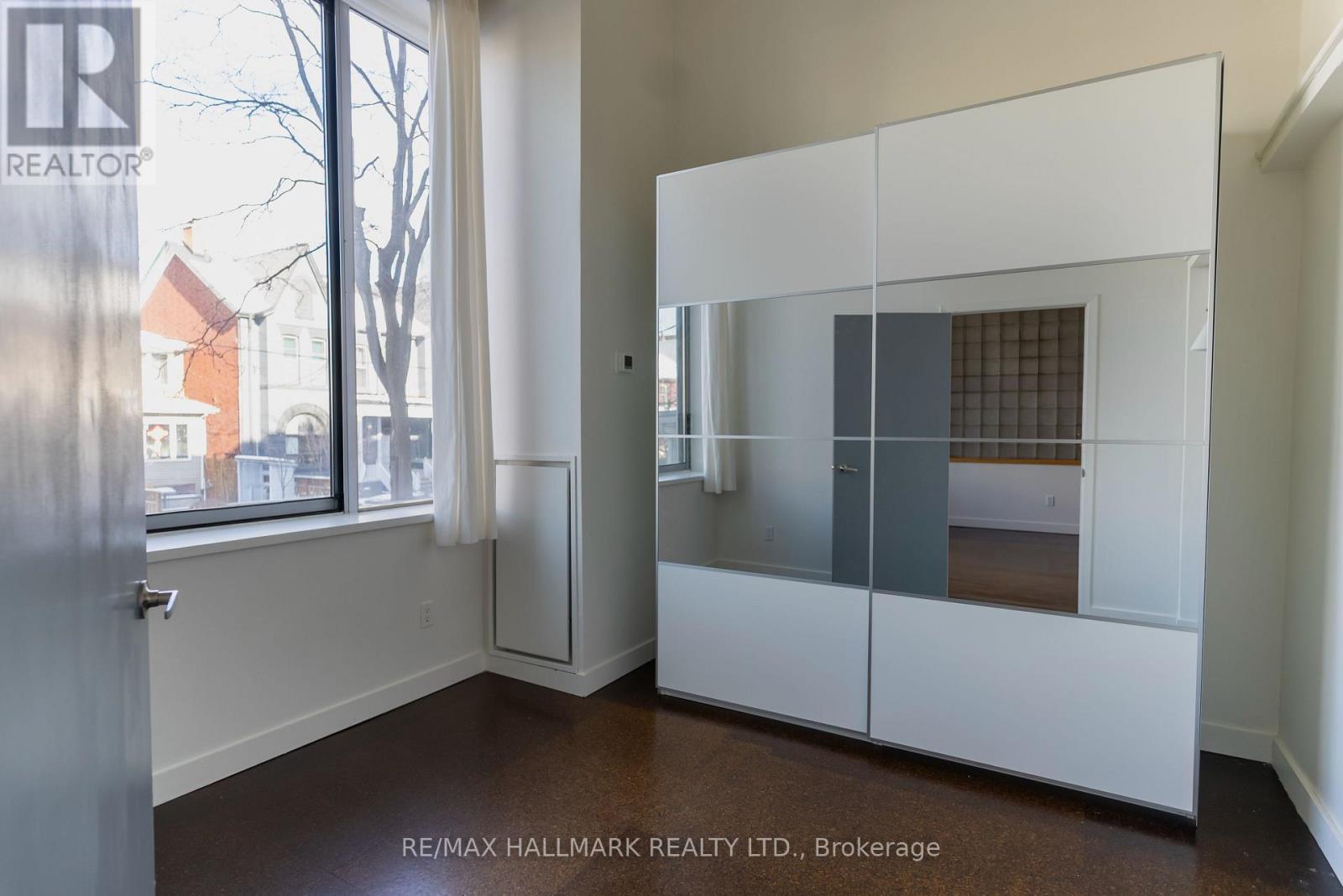 208 - 21 Nassau Street, Toronto, Ontario  M5T 3K6 - Photo 17 - C12727538