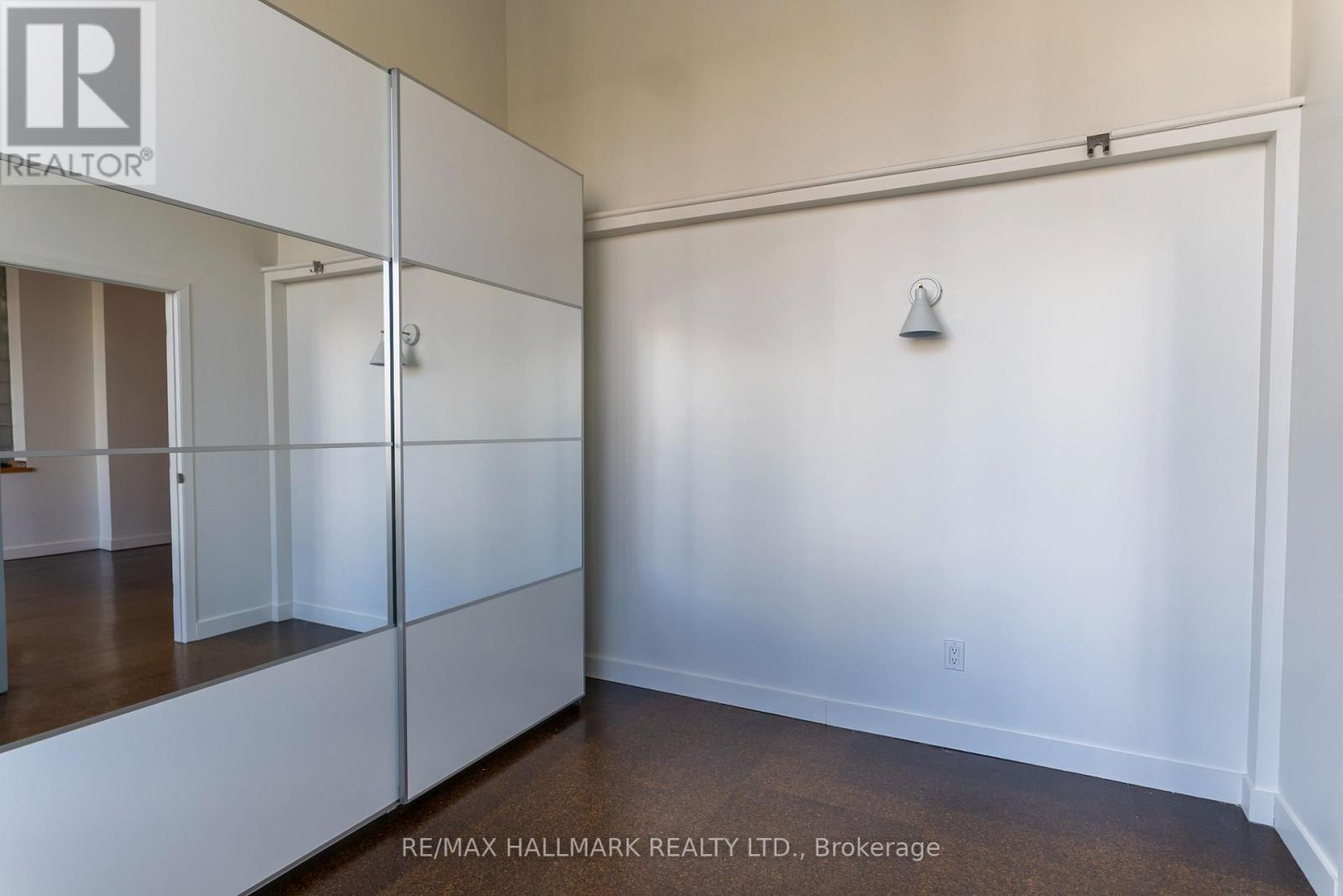 208 - 21 Nassau Street, Toronto, Ontario  M5T 3K6 - Photo 19 - C12727538