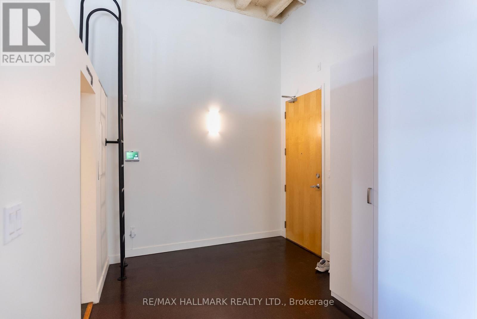 208 - 21 Nassau Street, Toronto, Ontario  M5T 3K6 - Photo 29 - C12727538