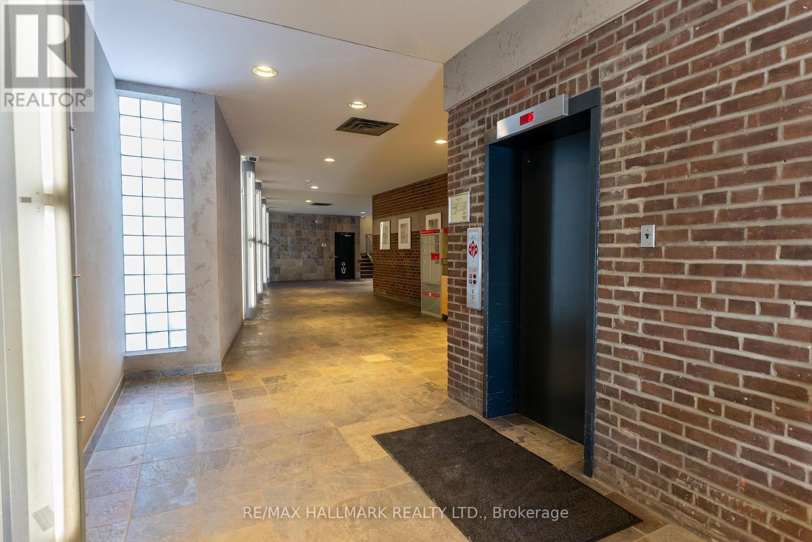 208 - 21 Nassau Street, Toronto, Ontario  M5T 3K6 - Photo 32 - C12727538