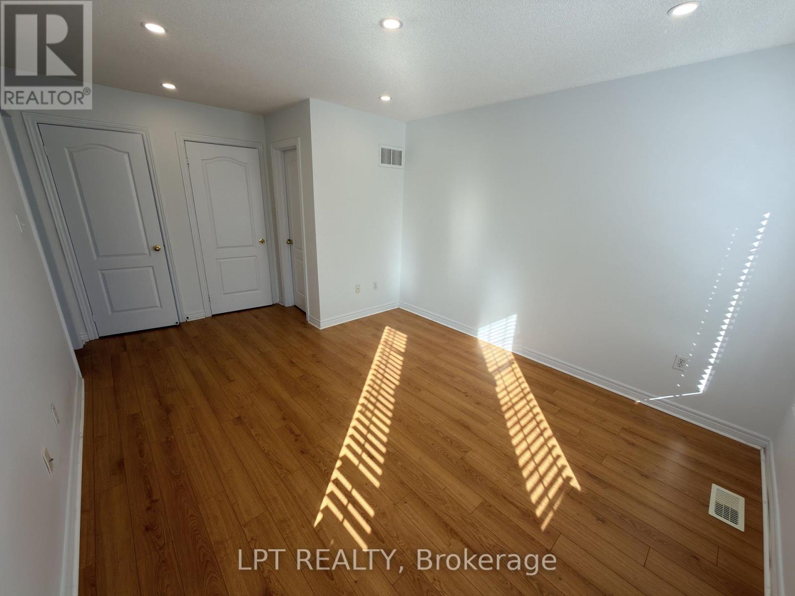 38 Silent Pond Crescent, Brampton, Ontario  L6V 4R6 - Photo 13 - W12709782