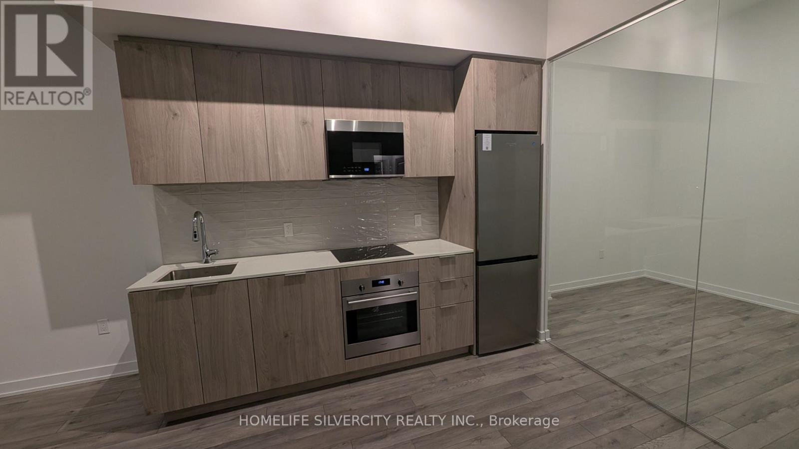 911 - 15 Skyridge Drive, Brampton, Ontario  L6P 4S3 - Photo 5 - W12727530