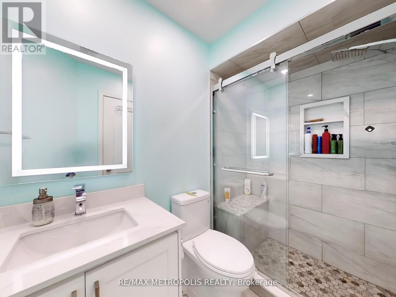 Main - 922 Tambourine Terrace, Mississauga, Ontario  L5W 1S4 - Photo 25 - W12727532